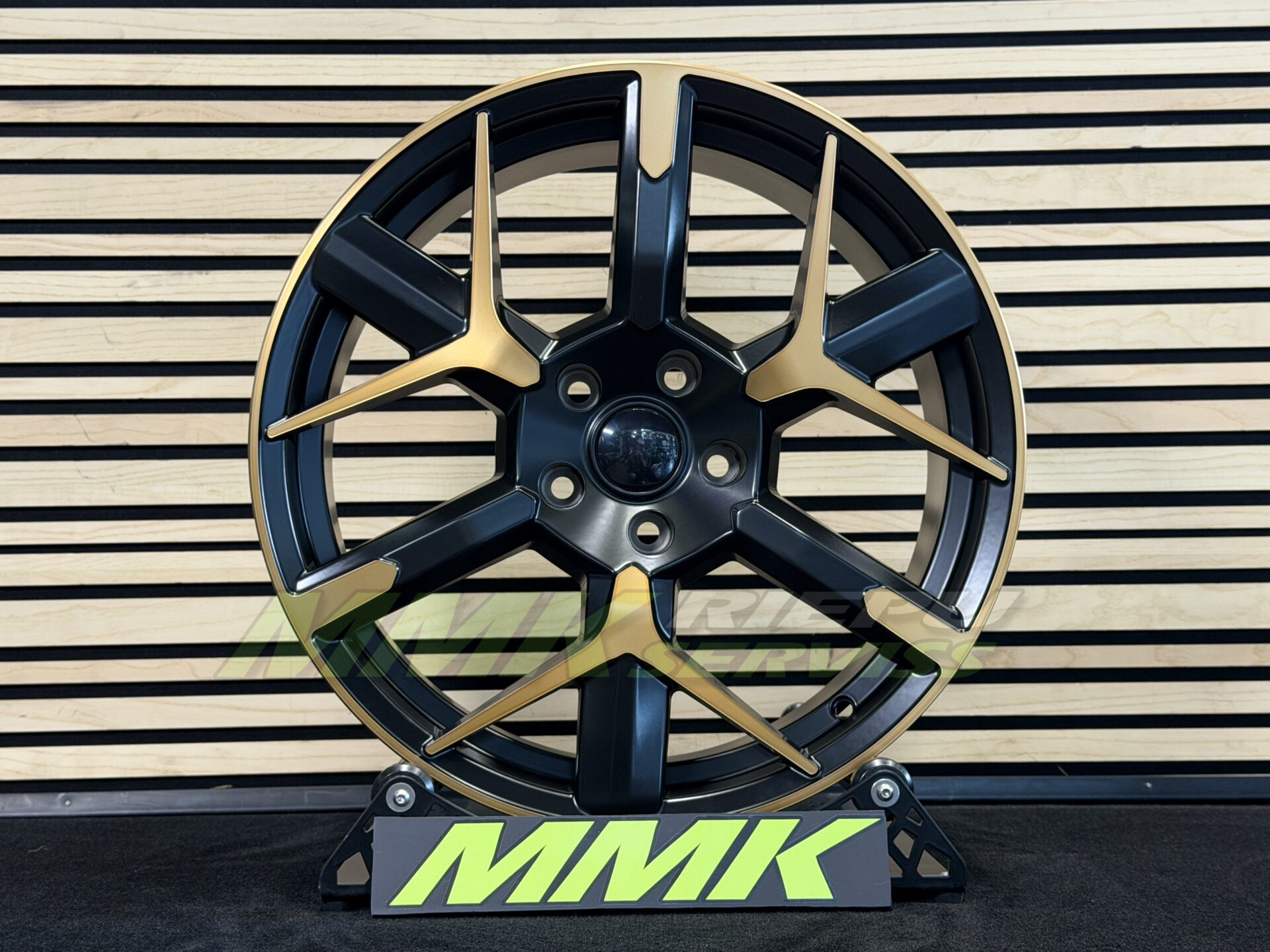 R18X8 5X112 ET40 57.1 YF6147 MBHM - Aluminija A riepas