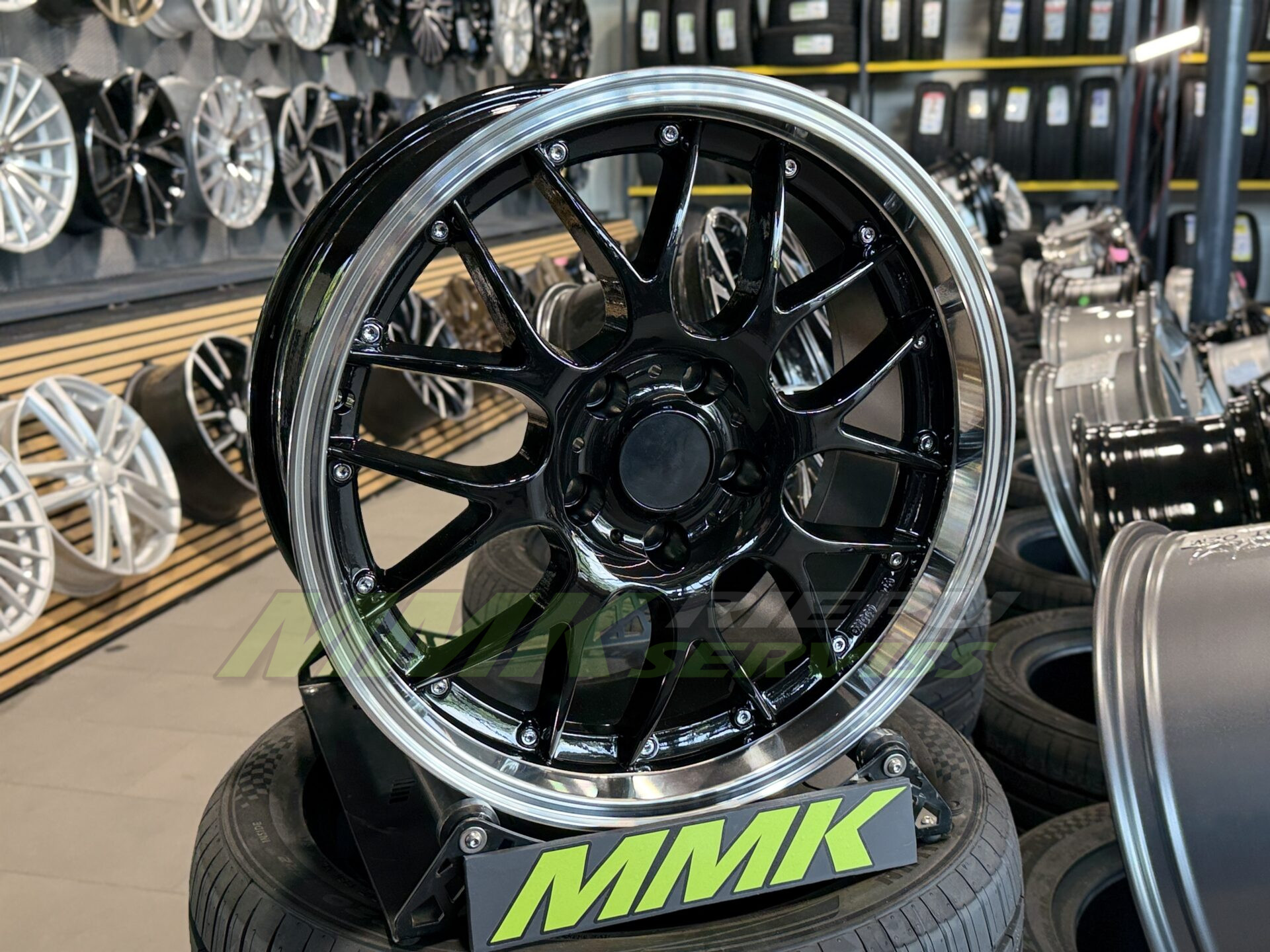 R18X8 5X120 ET20 74.1 BY773 BLPL - Aluminija A riepas