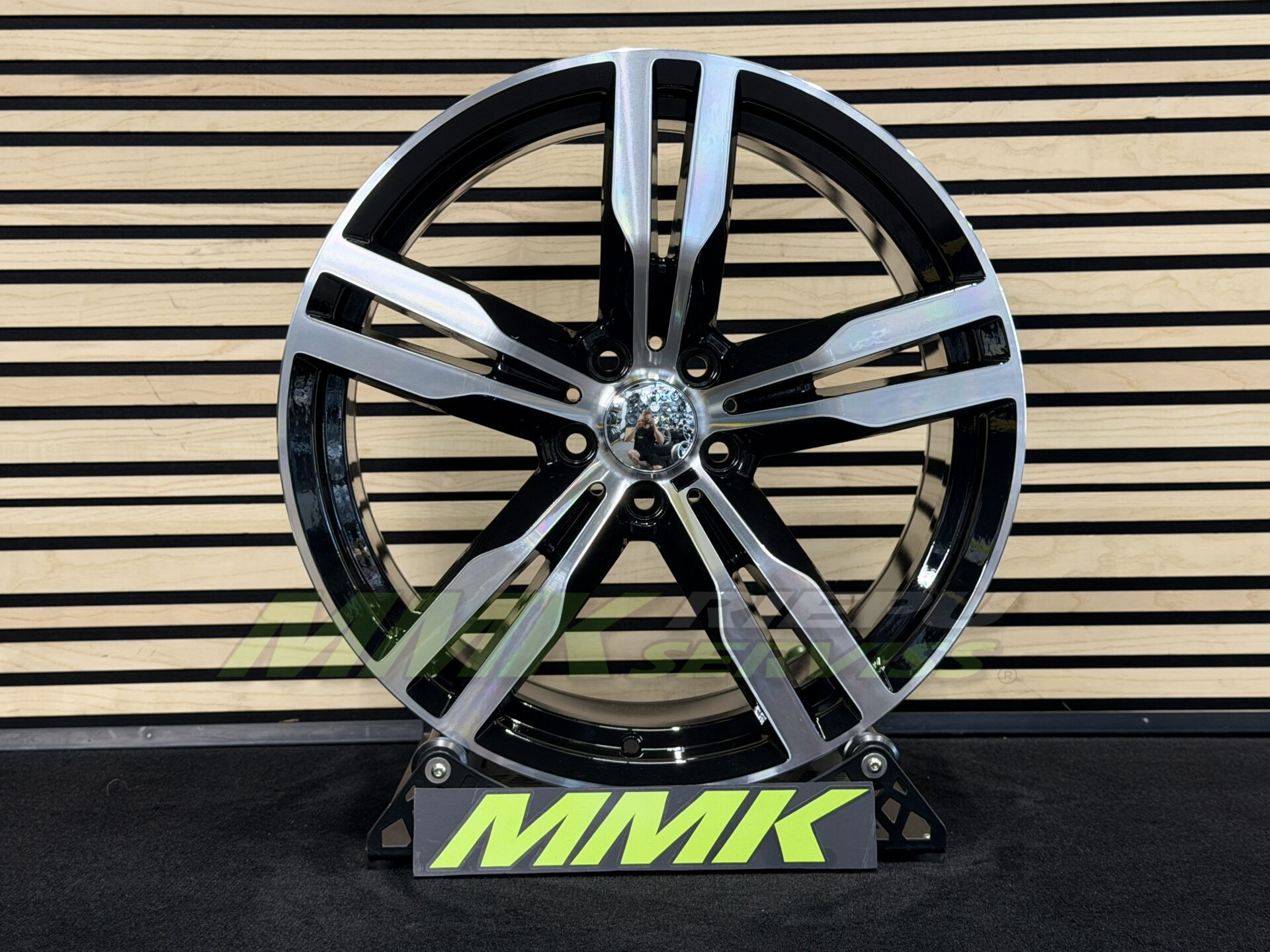 R19X8.5 5X112 ET25 66.6 B5327 MB - Aluminija A riepas