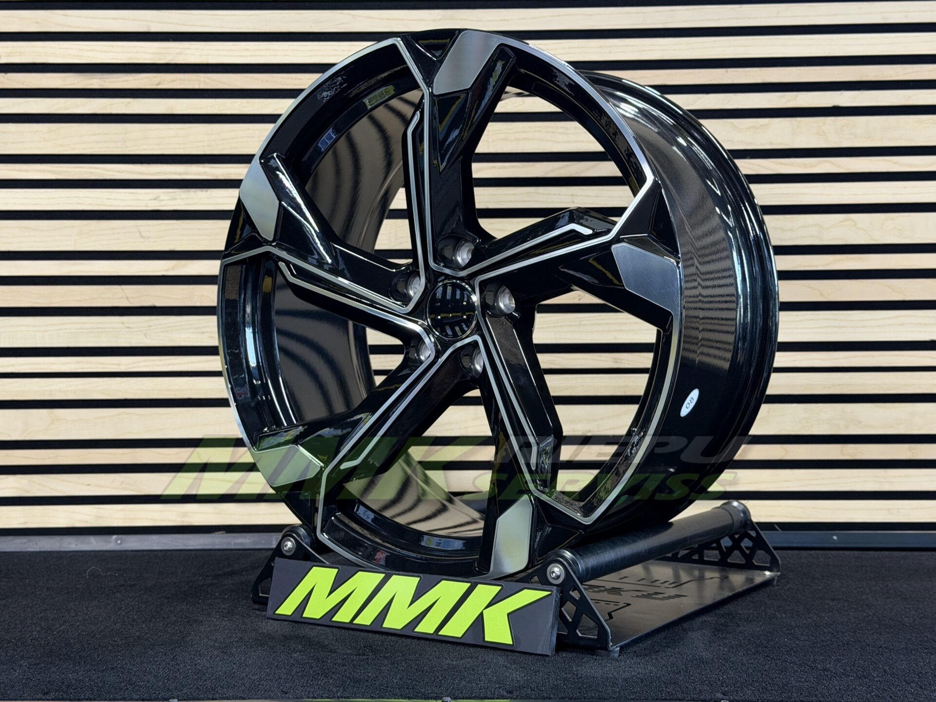 R19X8.5 5X112 ET34 66.5 Y1201 IN5633 MB - Aluminija A riepas