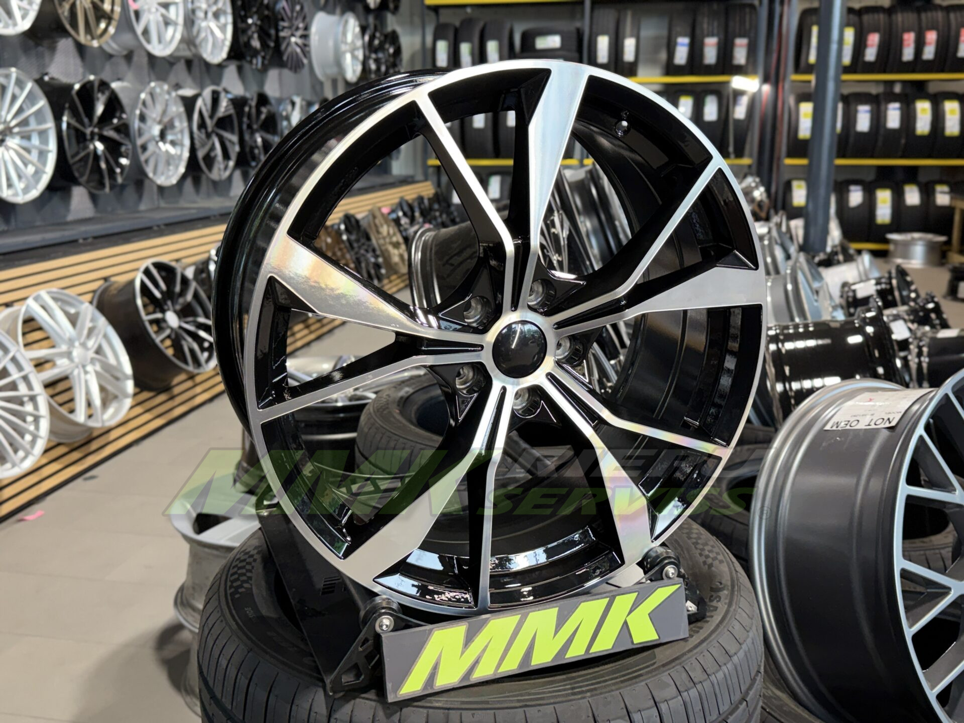 R19X8 5X112 ET41 57.1 B5808 IN5595 MB - Aluminija A riepas