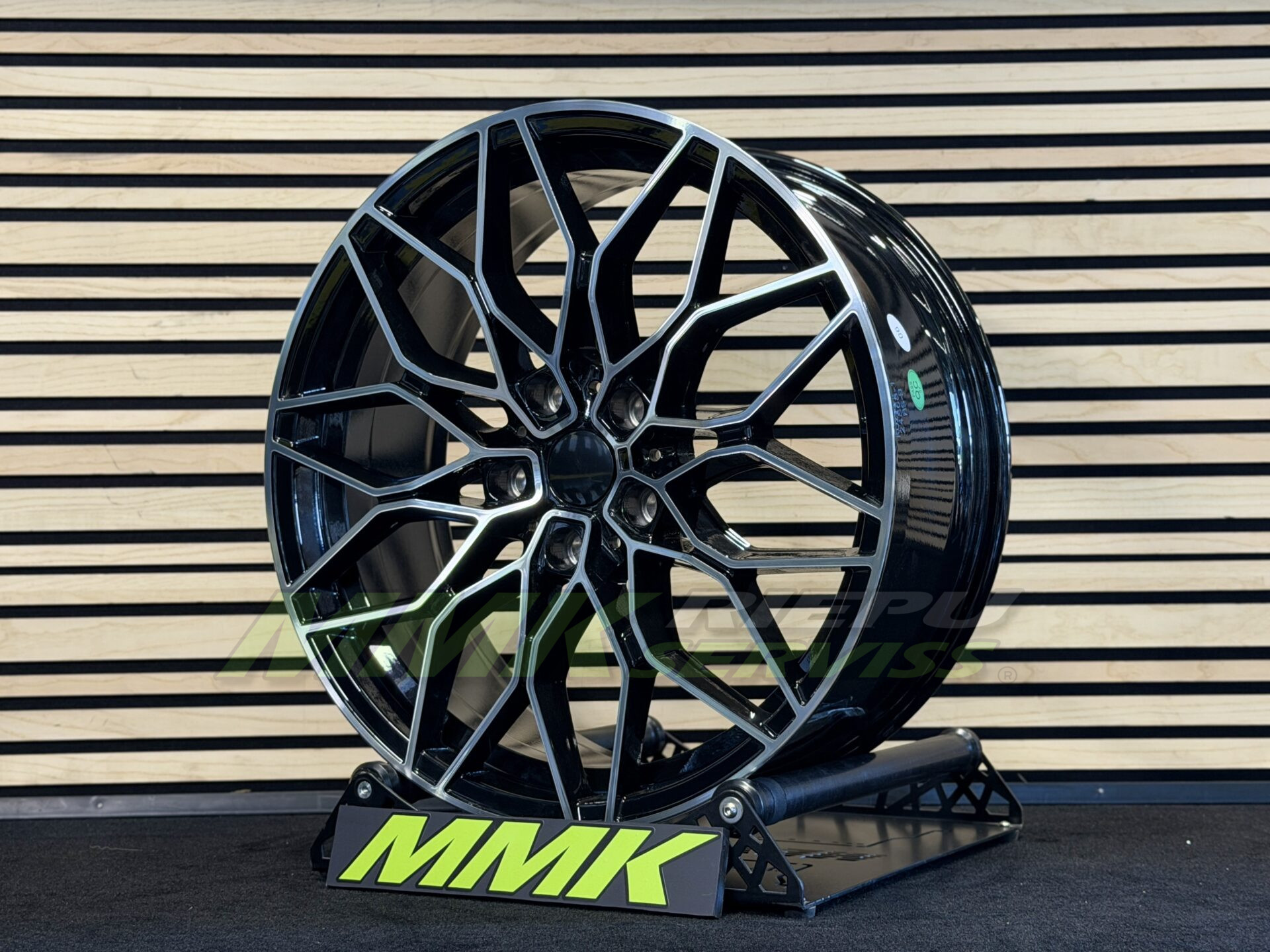 R19X8 5X120 ET36 72.6 IN292 MB - Aluminija A riepas