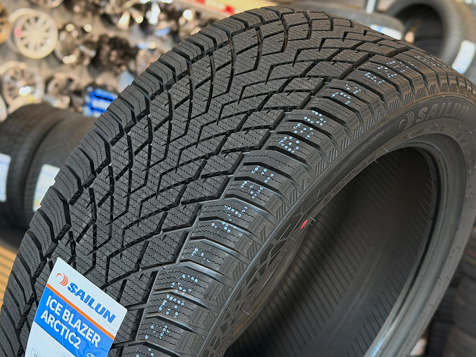 205/55R16 Sailun Ice Blazer Arctic 2 94T XL - Vissezonas riepas / Ziemas riepas