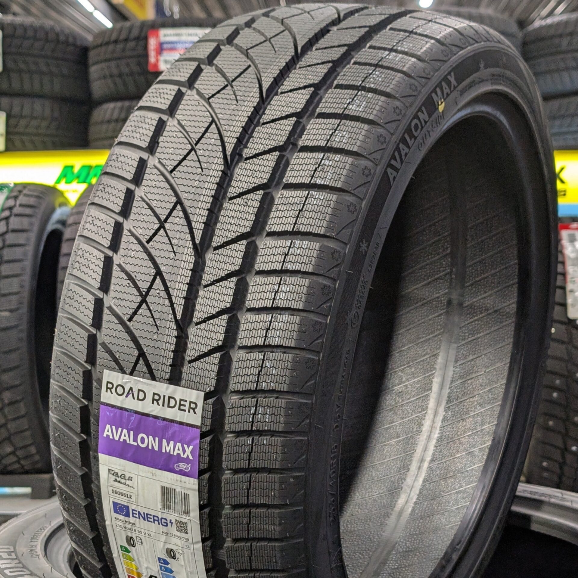 225/45R17 Road Rider Avalon Max 94V