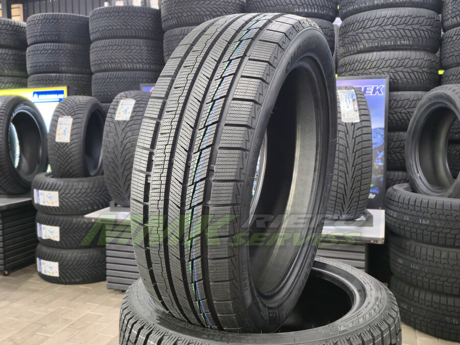 215/50R19 Superia Bluewin UHP3 93T XL RP - Vissezonas riepas / Ziemas riepas