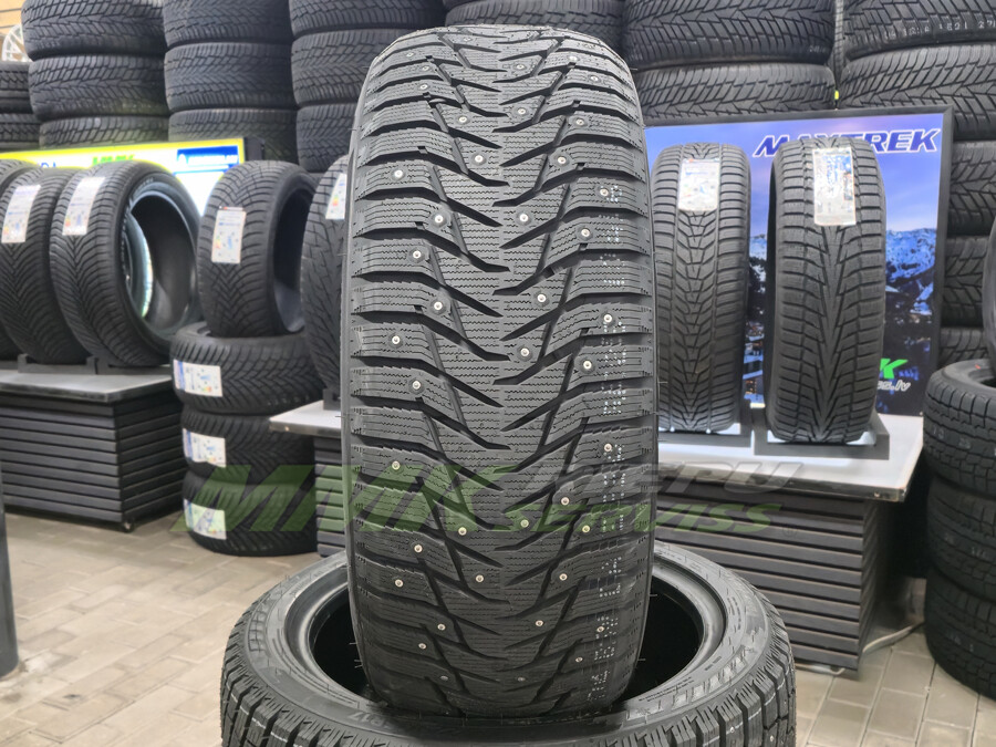 235/50R19 Dynamo Nordic Ice 103T XL ar radzēm (Sailun) - Ziemas riepas / Ziemas ar radzēm riepas