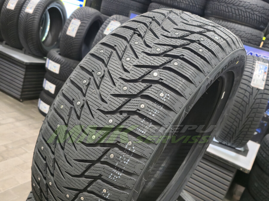 235/50R19 Dynamo Nordic Ice 103T XL ar radzēm (Sailun) - Ziemas riepas / Ziemas ar radzēm riepas