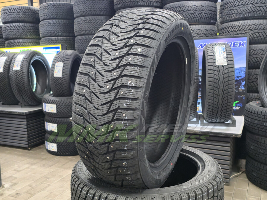 235/50R19 Dynamo Nordic Ice 103T XL ar radzēm (Sailun) - Ziemas riepas / Ziemas ar radzēm riepas