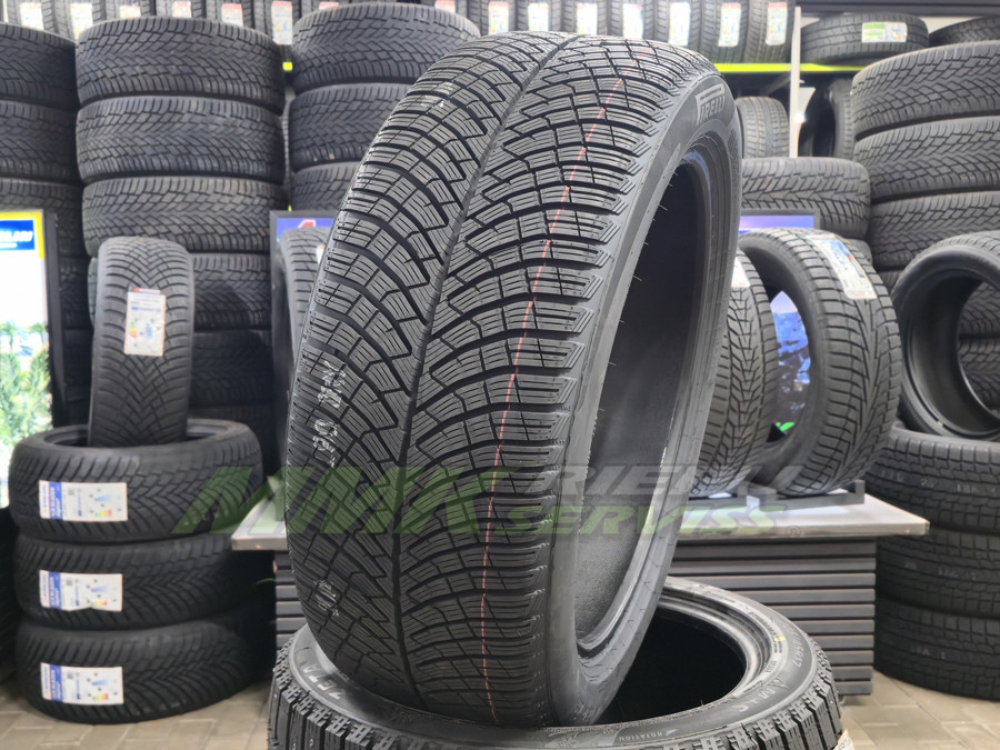 255/45R20 Pirelli P ZERO Winter 2 105V XL (*) FSL - Vissezonas riepas / Ziemas riepas