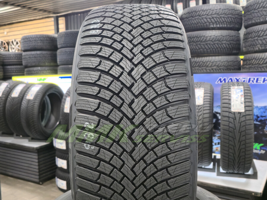 255/45R20 Pirelli SCORPION Winter 3 105V XL FSL - Vissezonas riepas / Ziemas riepas