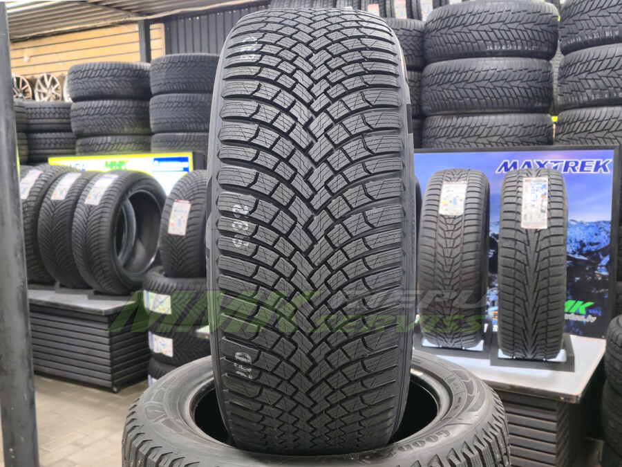 255/45R20 Pirelli SCORPION Winter 3 105V XL FSL - Vissezonas riepas / Ziemas riepas