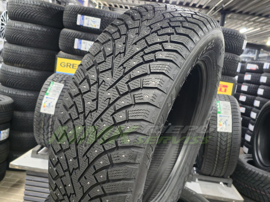 315/35R22 Nokian Hakkapeliitta 01 111T XL ar radzēm - Ziemas riepas / Ziemas ar radzēm riepas