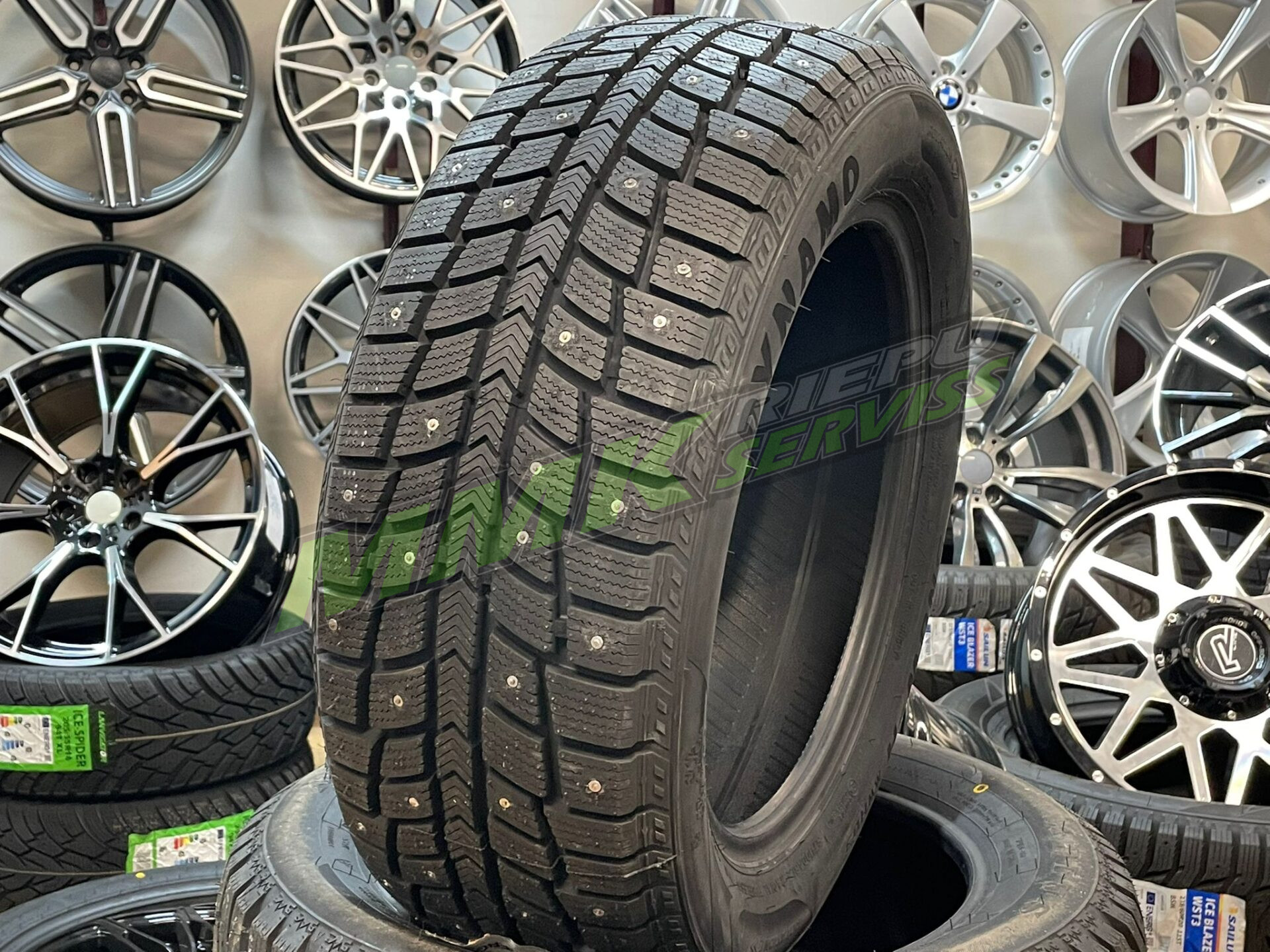 195/55R15 Dynamo Snow-H MWH03 FS 85H ar radzēm - Ziemas riepas / Ziemas ar radzēm riepas