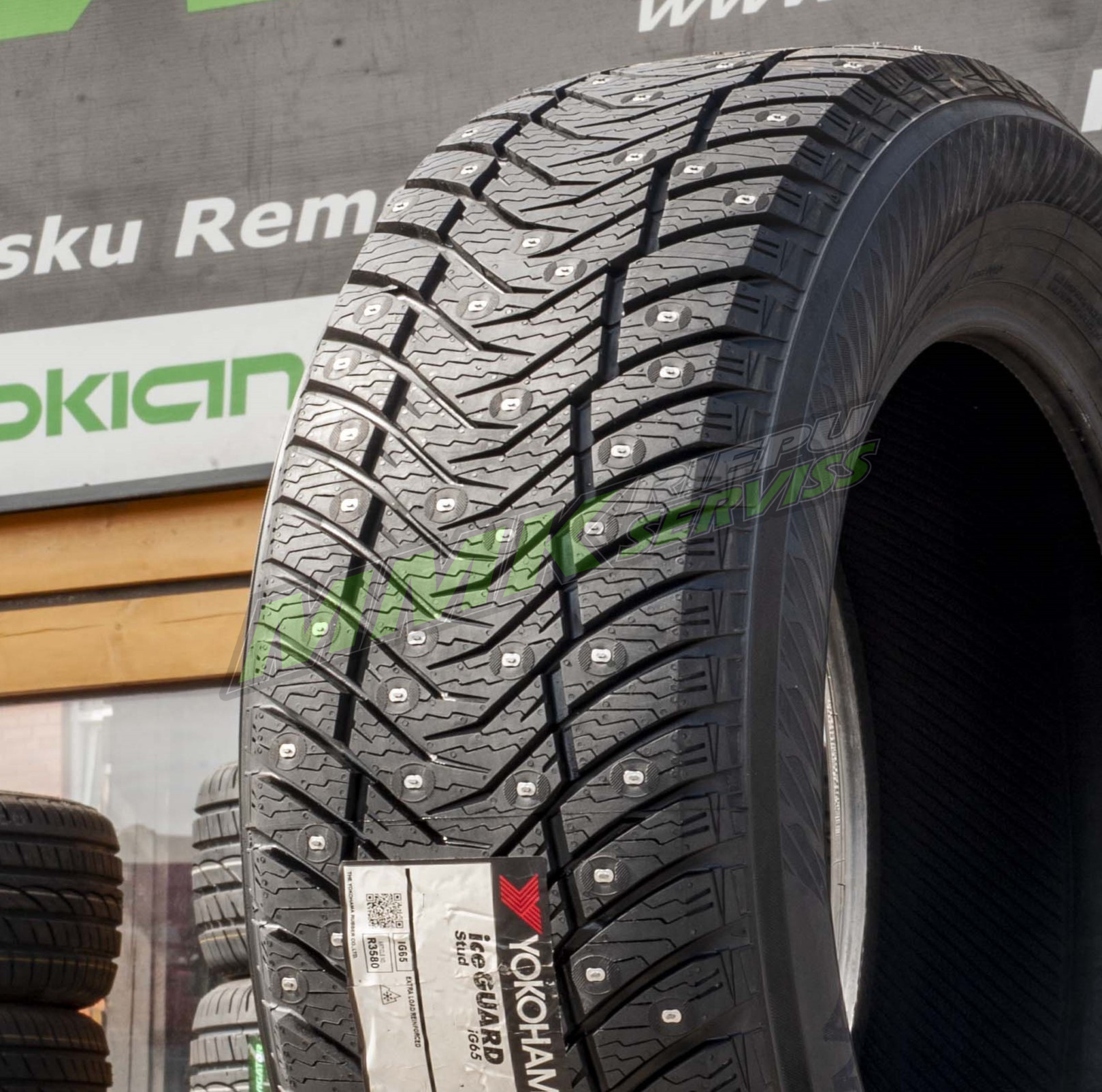 Yokohama iceGUARD Stud iG65 265/65 R17