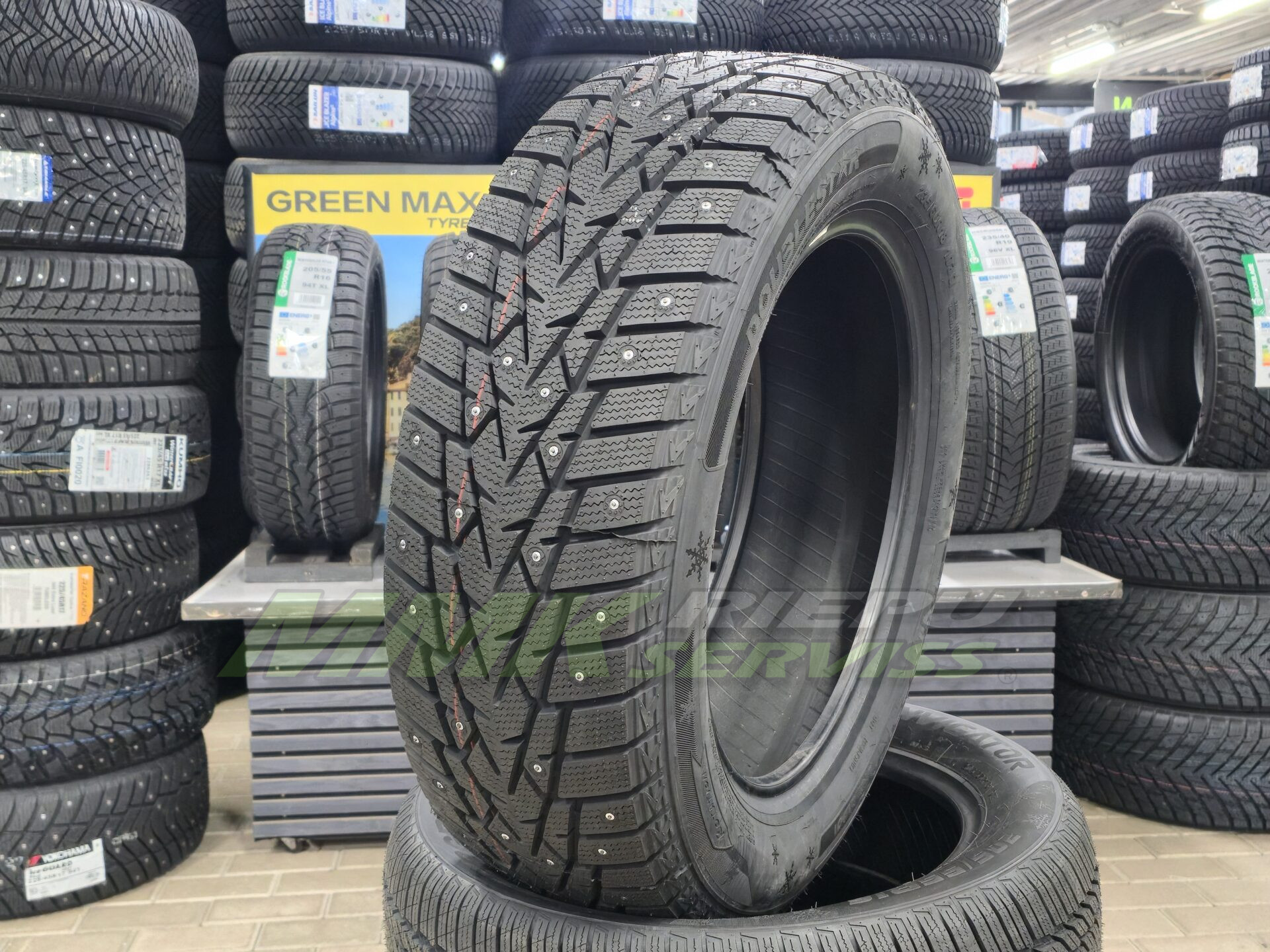 Doublestar DW01 ar radzēm 185/60 R15