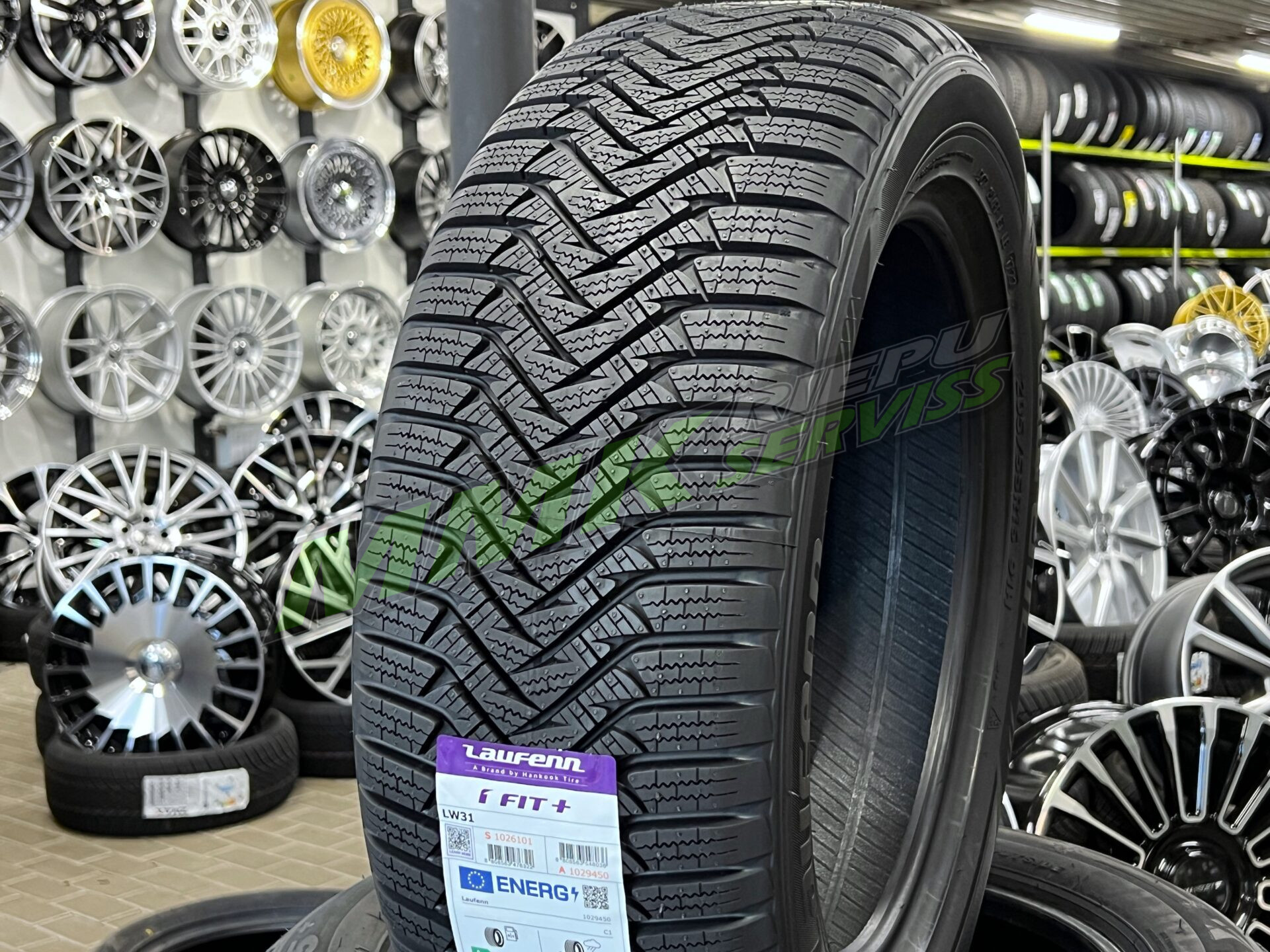235/65R17 Laufenn I FIT+ LW31 108H XL (Hankook) - Vissezonas riepas / Ziemas riepas