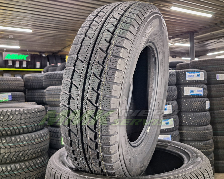 Austone SKADI SP-902 205/75 R16C