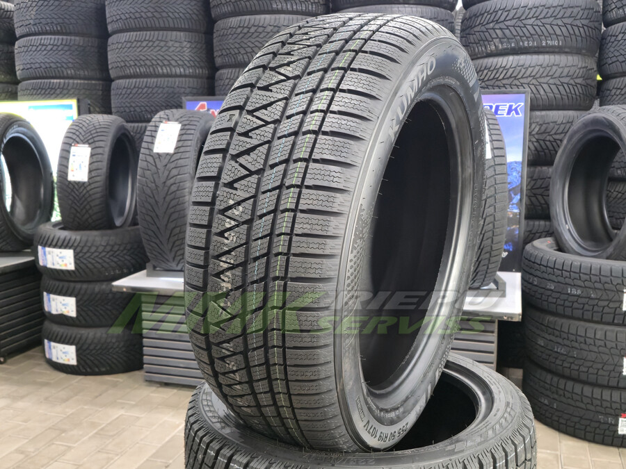 Kumho WinterCraft WS71 275/40 R20
