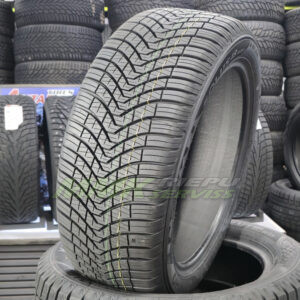 Kumho SOLUS 4S HA32+ 225/45 R17