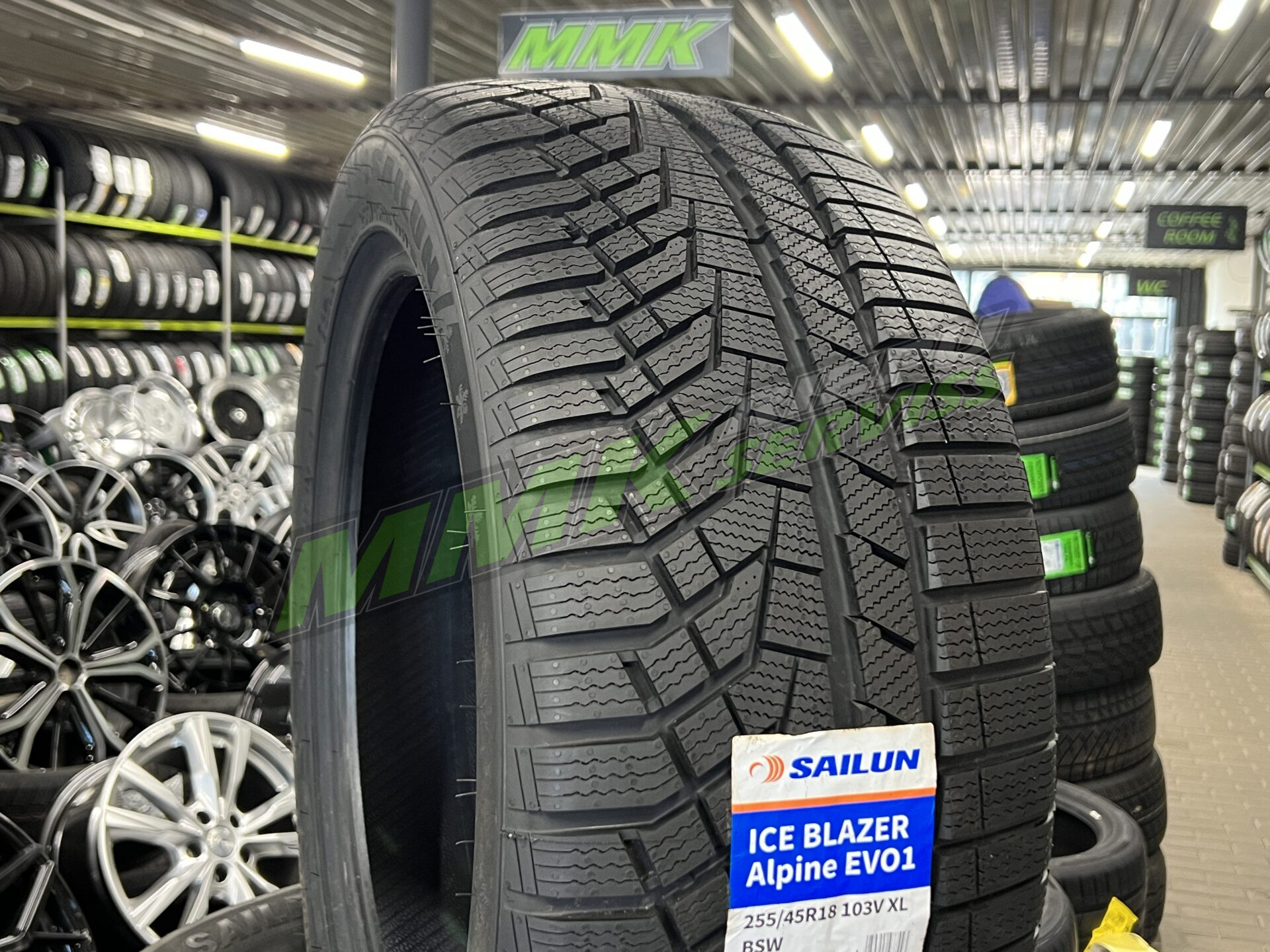 Sailun Ice Blazer Alpine EVO1 255/50 R19