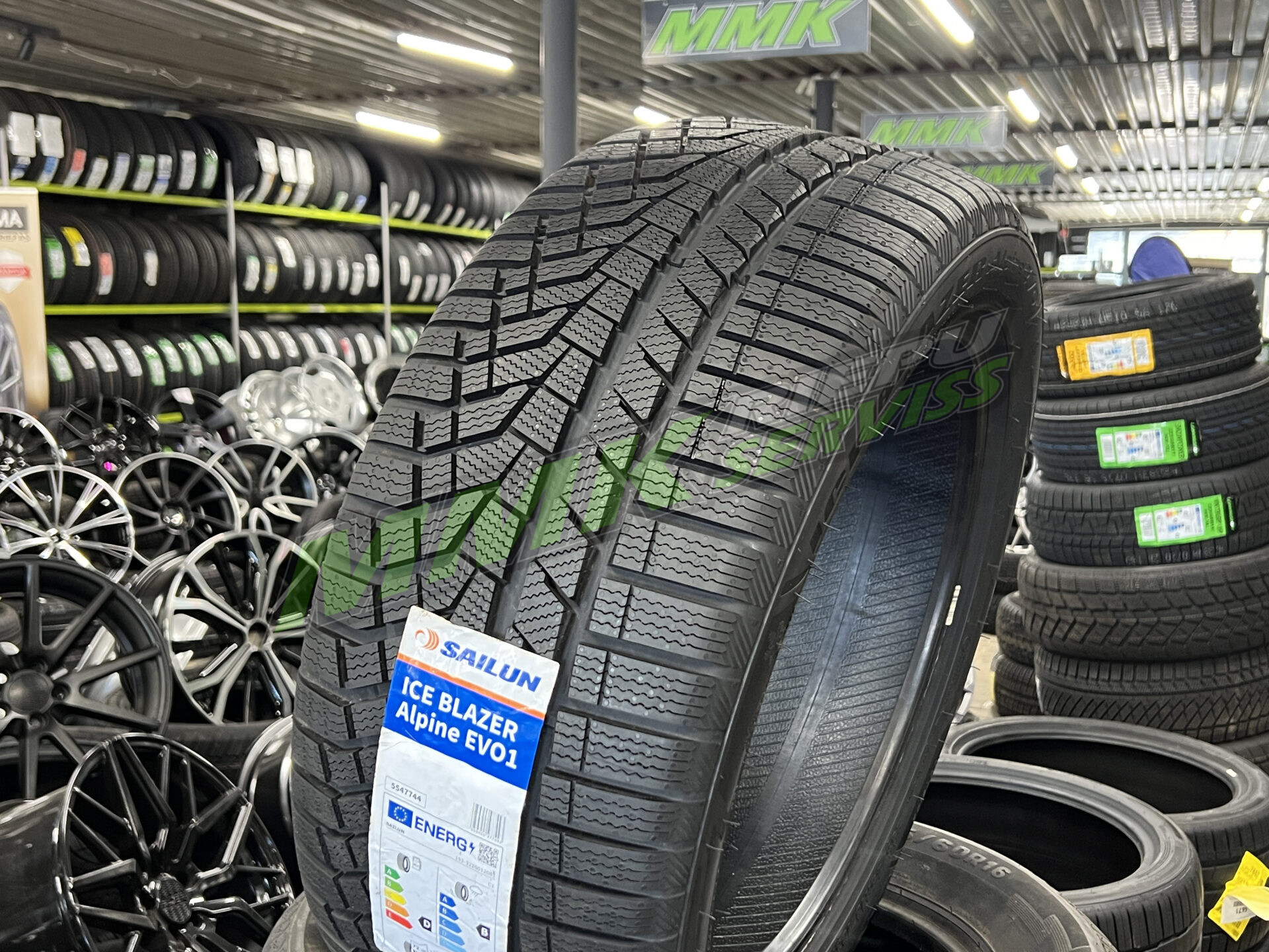 Sailun Ice Blazer Alpine EVO1 245/45 R19