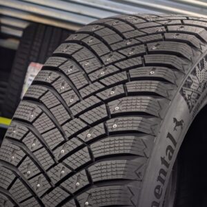Continental IceContact 8 215/65 R16