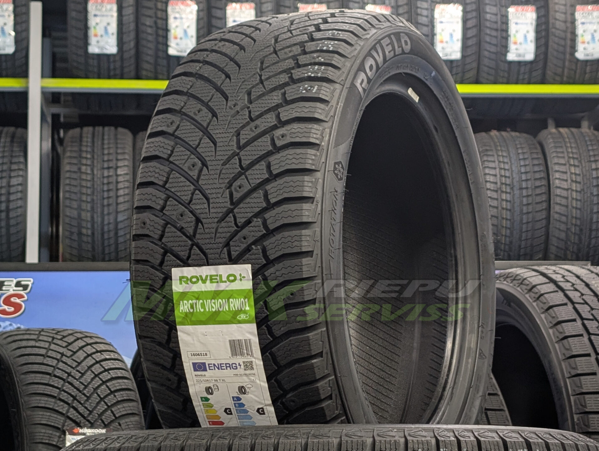 Rovelo Arctic Vision RW01 225/50 R17