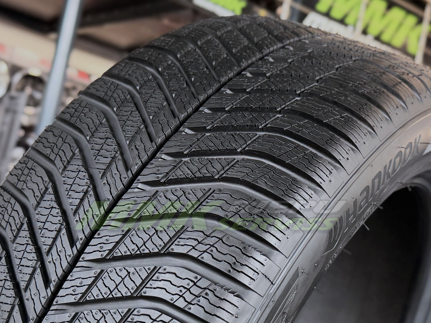 255/55R19 Hankook Winter I*Cept Evo4 W340 111V XL - Vissezonas riepas / Ziemas riepas
