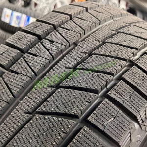Dynamo Nordic SPORT 245/45 R19