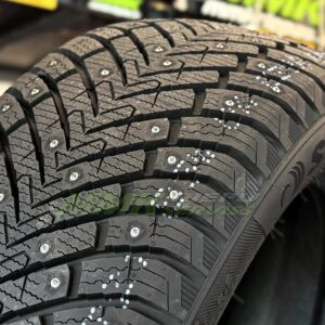 Sailun Ice Blazer Spike 225/50 R17