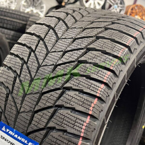 Triangle SnowLink PL01 235/70 R16