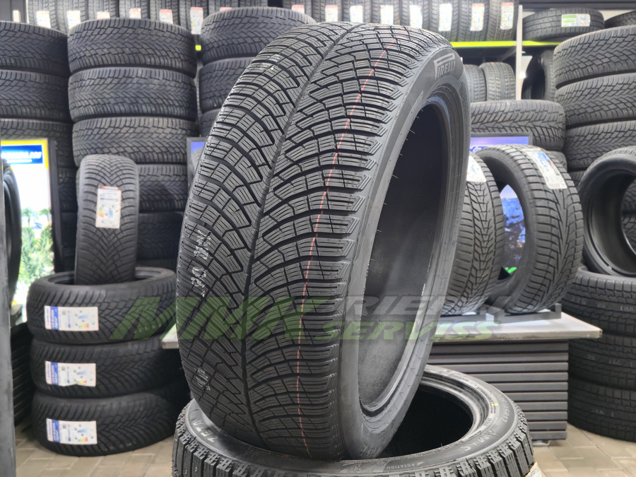 325/40R22 Pirelli P ZERO Winter 2 114V - Vissezonas riepas / Ziemas riepas