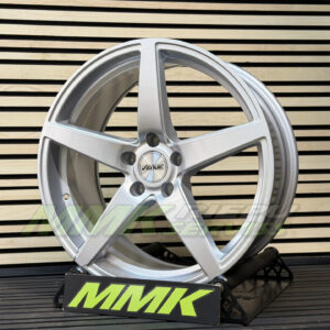 R19X9.5 5X112 ET45 66.6 Venue Evo5 Silver - Aluminija A riepas
