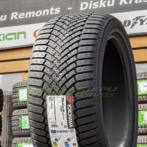 Yokohama BluEarth*Winter V906 275/50 R20