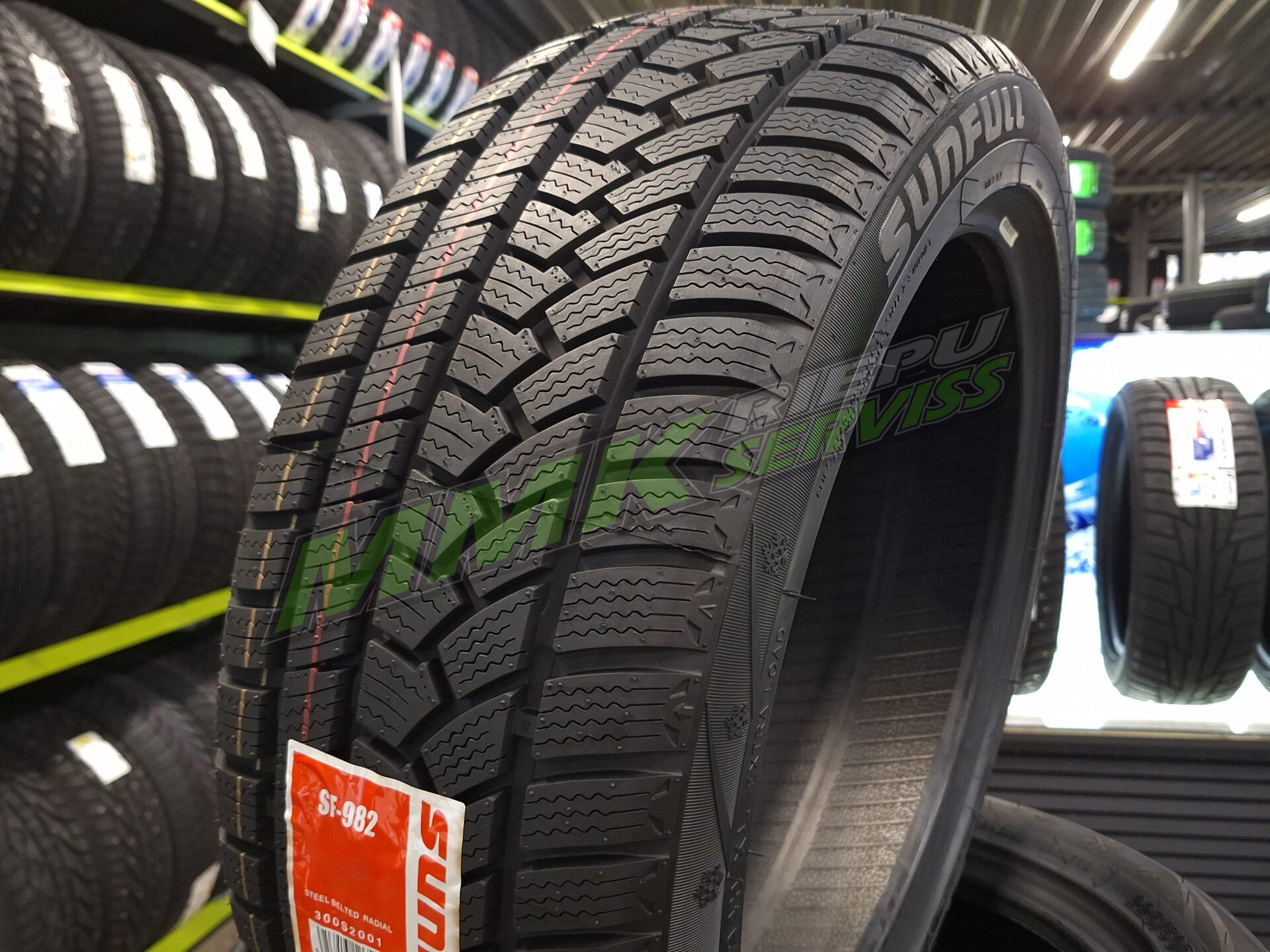 Sunfull SF-982 225/45 R17