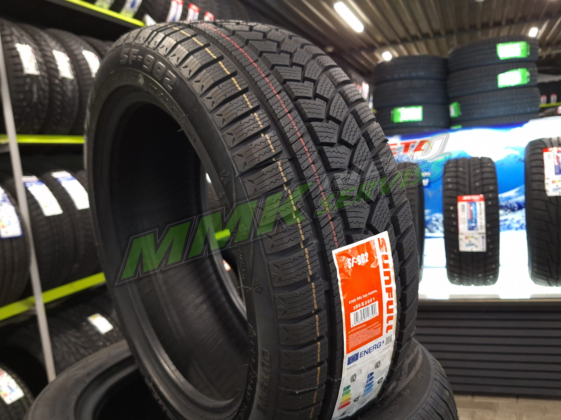 Sunfull SF-982 225/45 R17