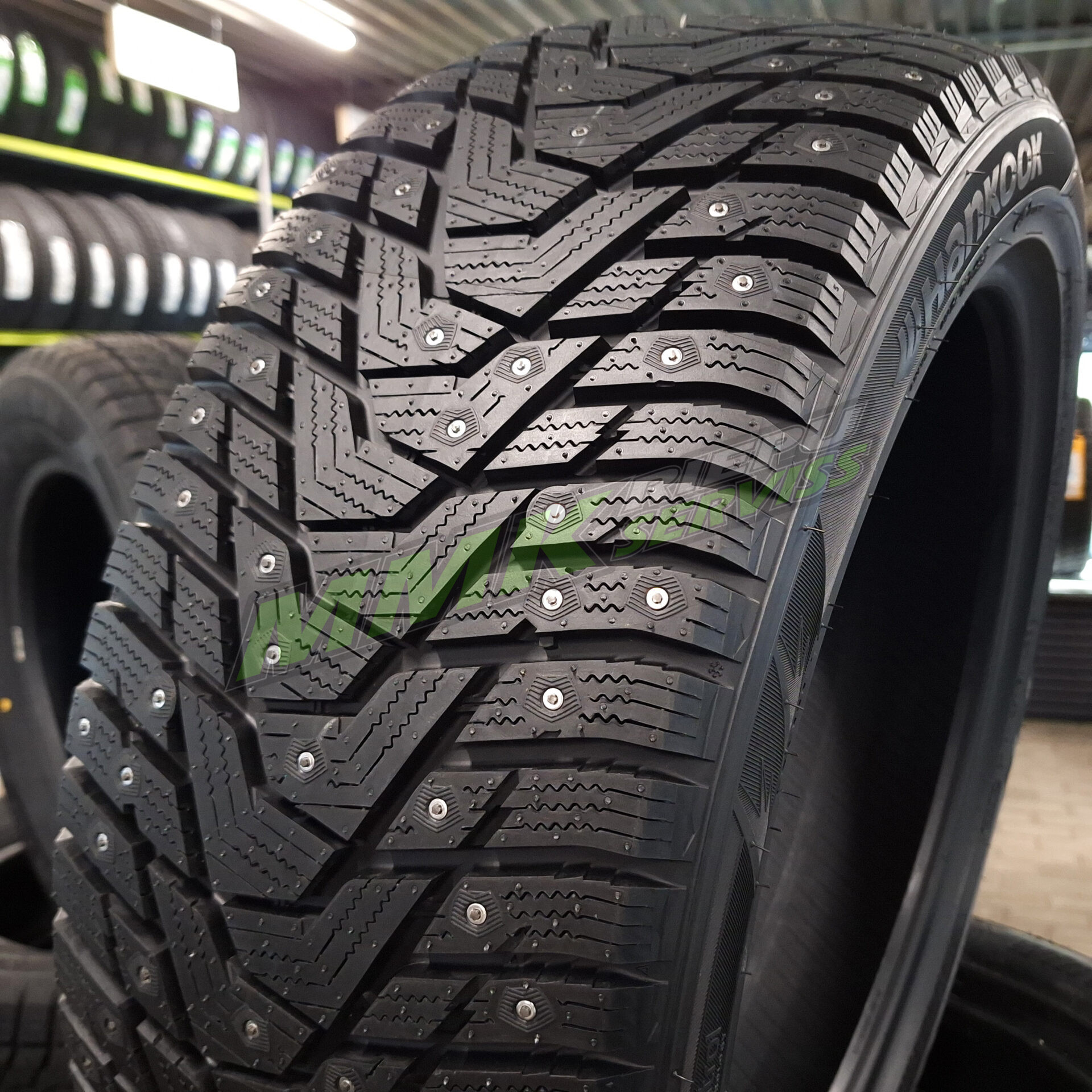 Hankook Winter i*pike X W429A ar radzēm 255/55 R19