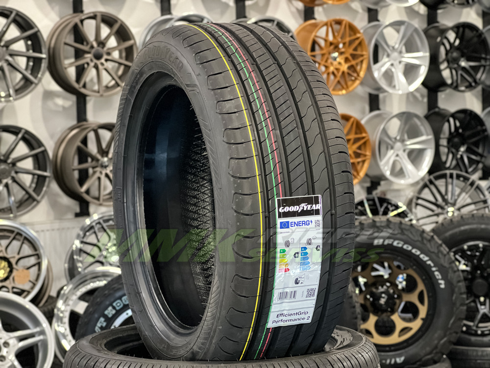Goodyear EfficientGrip Performance 2 215/50 R17