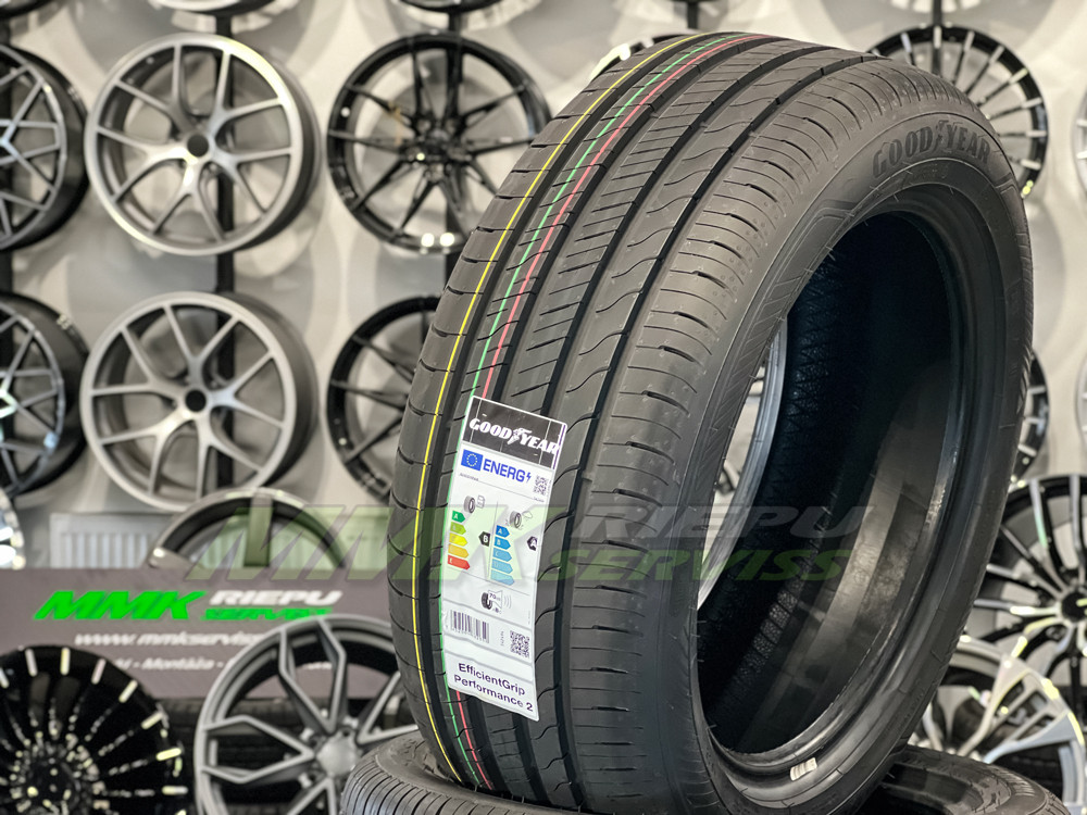 Goodyear EfficientGrip Performance 2 215/50 R17