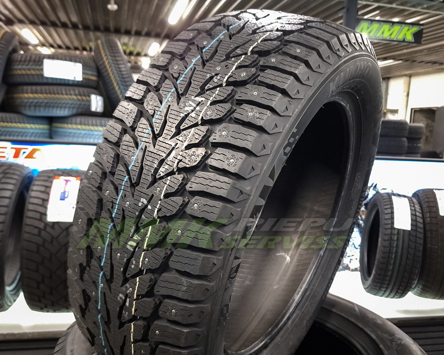Kumho WinterCraft ice Wi32 ar radzēm 225/45 R17