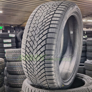 Pirelli SCORPION Winter 2 275/40 R22