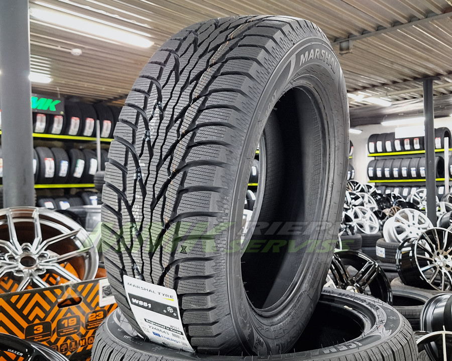 235/55R18 Kumho WinterCraft ice WS51 104T XL - Vissezonas riepas / Ziemas riepas