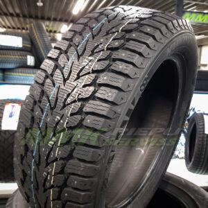 215/55R17 Kumho WinterCraft ice Wi32 98T XL ar radzēm - Ziemas riepas / Ziemas ar radzēm riepas