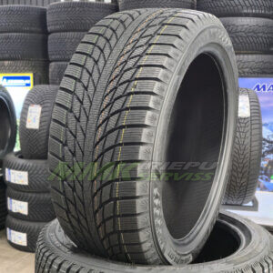 Kumho WinterCraft ice Wi51 245/40 R19