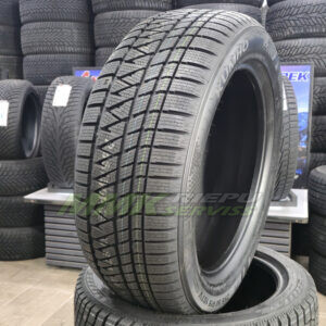Kumho WinterCraft WS71 285/45 R20